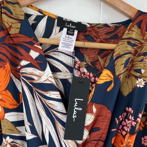 NEW Lulu’s Take a Holiday Navy Blue Tropical Print Maxi Dress Tie Waist Belted - Picture 10 of 15